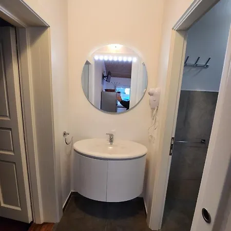 Bice 1 Apartment
